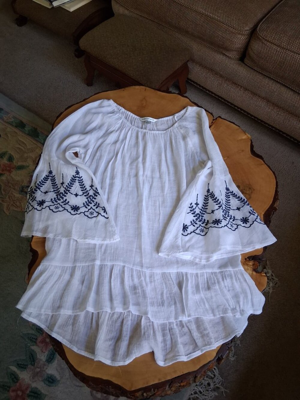 Counterparts White Boho Embroidered Bell Sleeve Peasant Tunic Top M